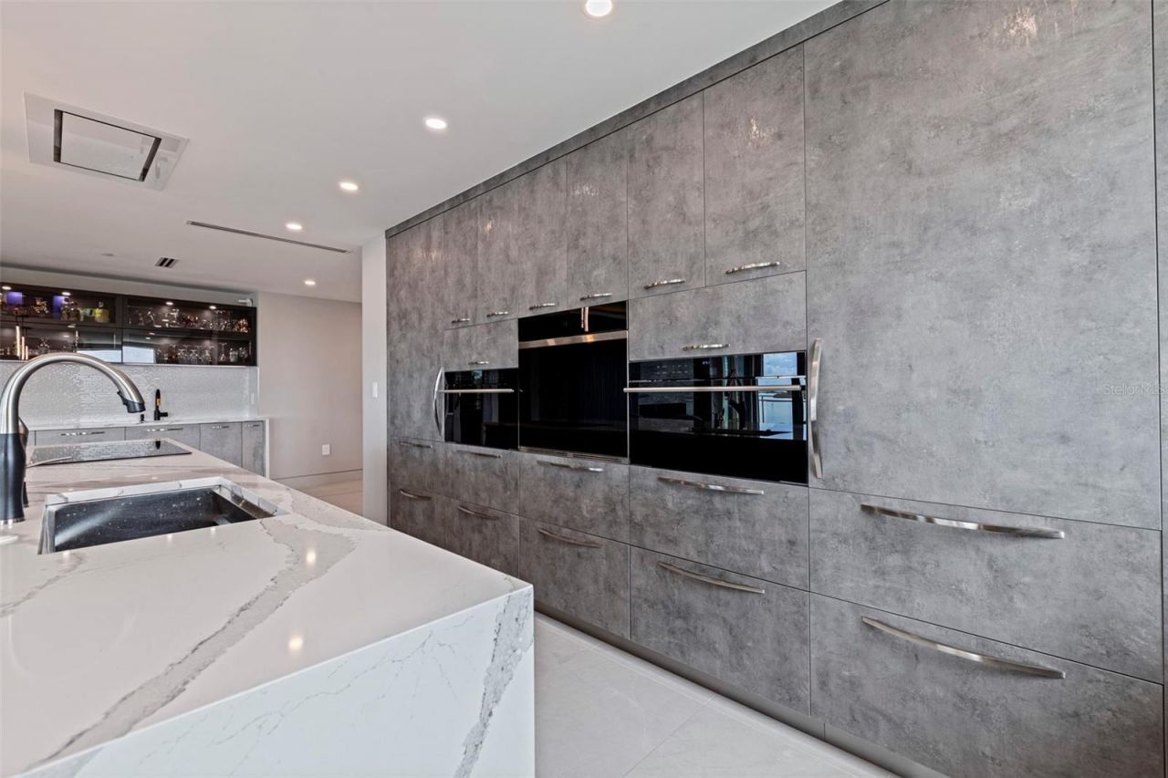 755 Collany Road, Unit 301, Tierra Verde, FL 33715 Photo