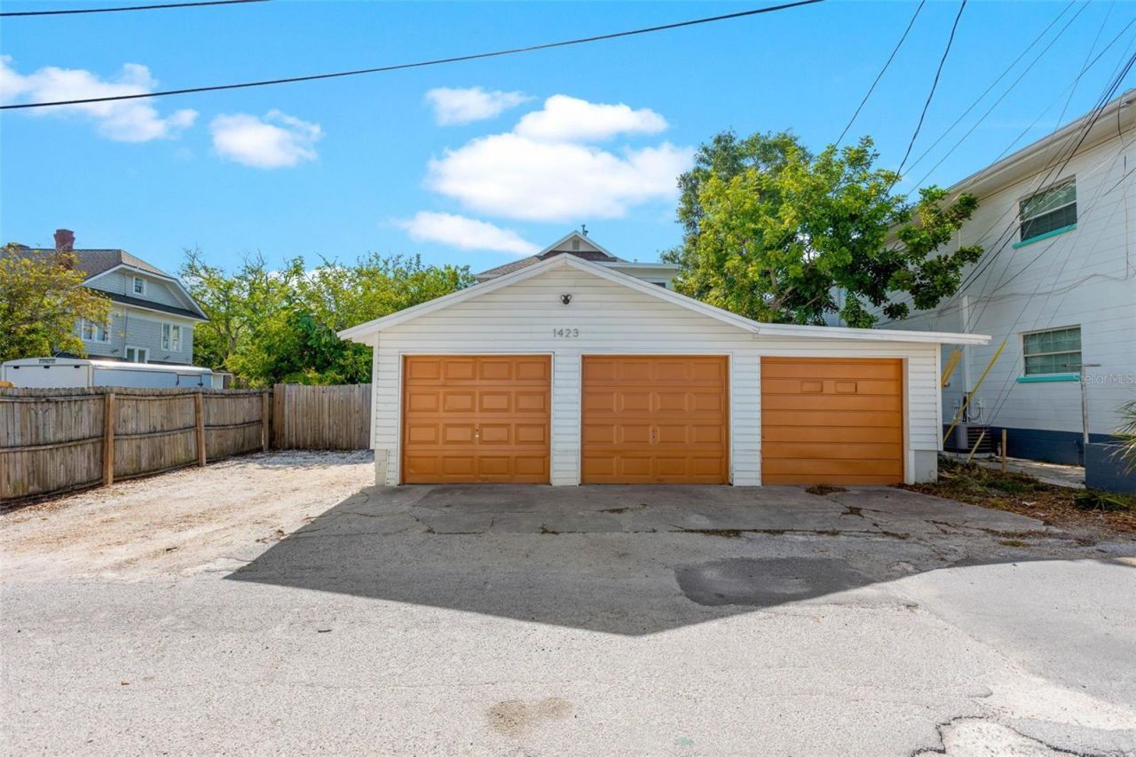 1423 Dr Martin Luther King Jr Street N, Saint Petersburg, FL 33704 Photo