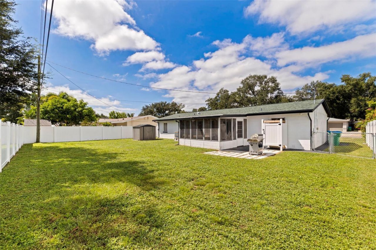 4333 61st Lane N, Kenneth City, FL 33709 Photo