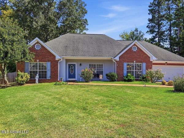 405 Ashford Place, Brandon, MS 39047