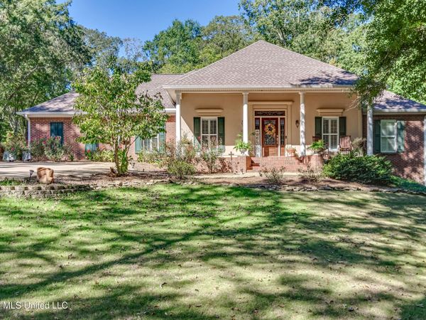 118 Pine Hill Drive, Brandon, MS 39047