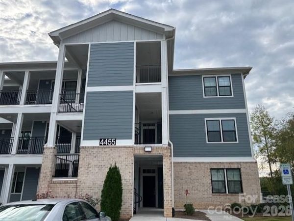 4455 Reed Creek Drive , Sherrills Ford, NC 28673