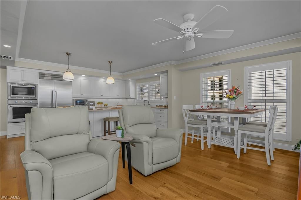 1255 Gulf Shore Blvd N, Unit 5S, Naples, FL 34102 Photo