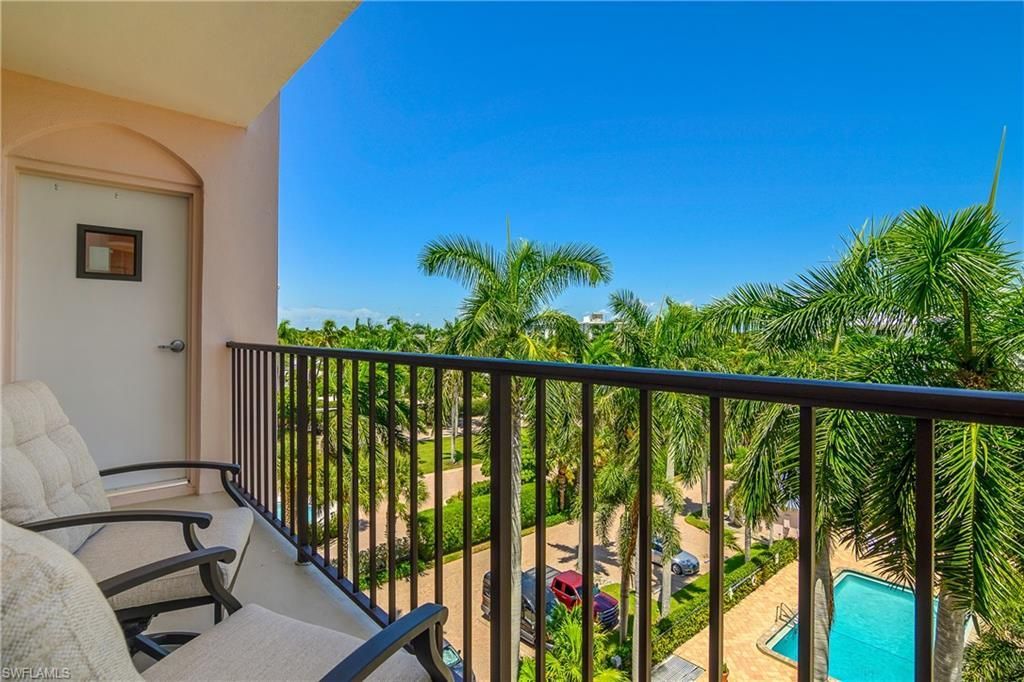 1255 Gulf Shore Blvd N, Unit 5S, Naples, FL 34102 Photo