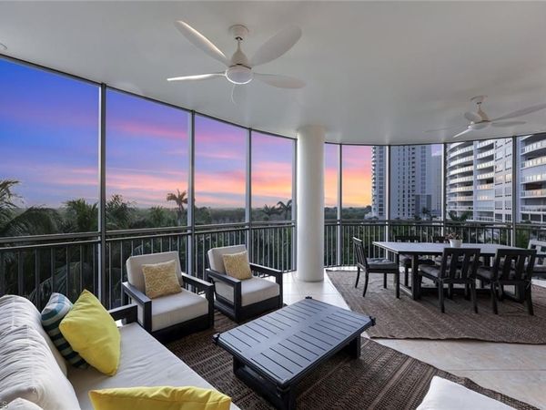 13675 VANDERBILT DR , Unit 510, NAPLES, FL 34110
