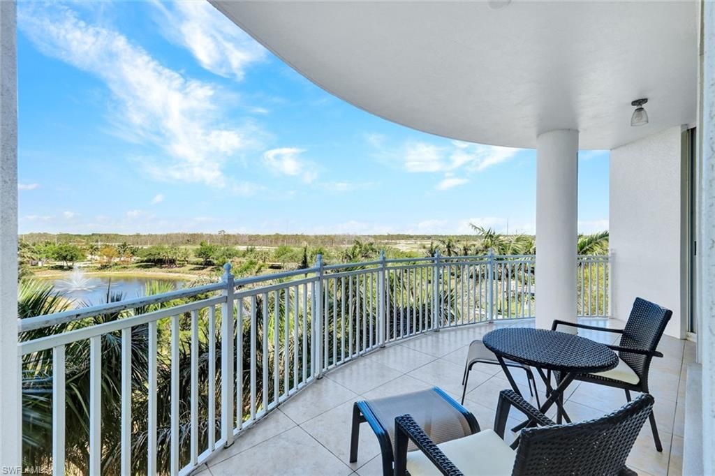 13675 Vanderbilt Dr , Unit 510, Naples, FL 34110 Photo