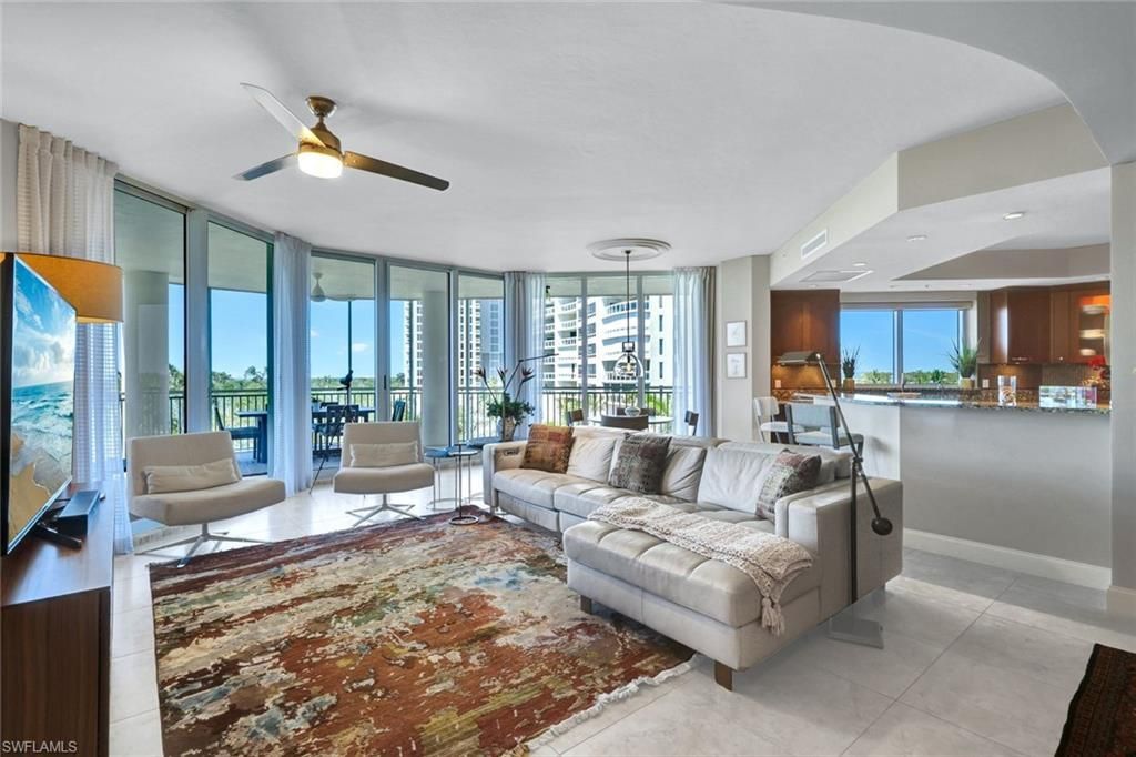 13675 Vanderbilt Dr , Unit 510, Naples, FL 34110 Photo