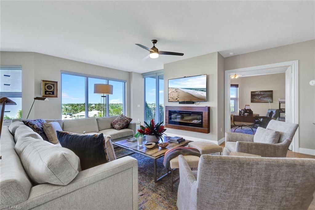 13675 Vanderbilt Dr , Unit 510, Naples, FL 34110 Photo