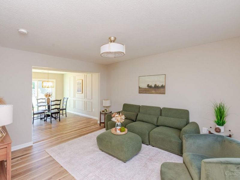765 Mary Lane Ext, South Lebanon, OH 45065 Photo 3