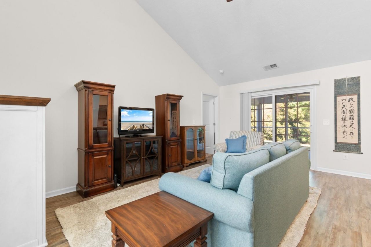 391 Leste Rd. Photo 10