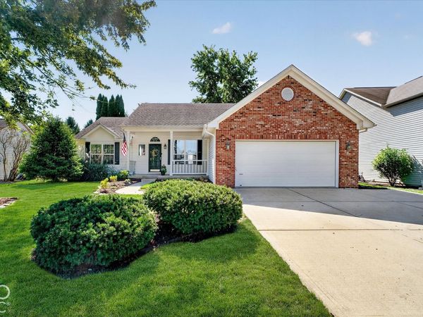 10090 Youngwood Lane, Fishers, IN 46038