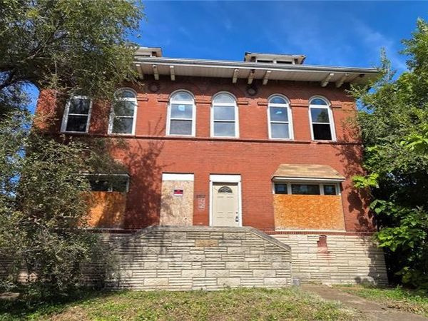 3917 W Belle Place , St Louis, MO 63108