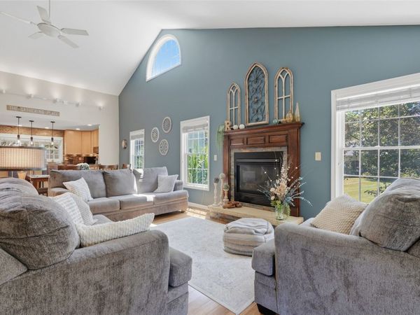 507 Washington Court , Unit B, Mt Vernon, IA 52314