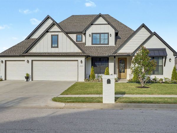 414 N 84th Place, Broken Arrow, OK 74014