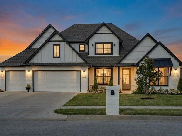 414 N 84th Place, Broken Arrow, OK 74014