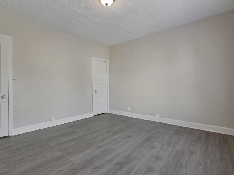 158-160 Belvidere Avenue, Columbus, OH 43223 Photo 23