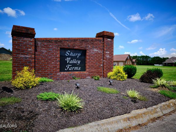 832 Gavin Lane, Seymour, TN 37865