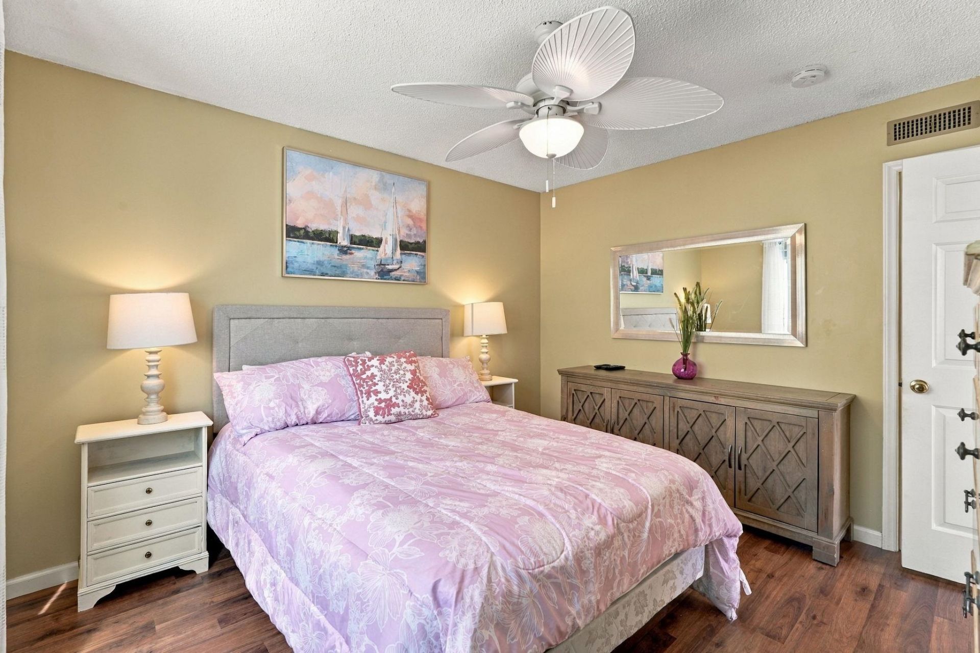1425 N Waccamaw Dr.  Photo 18