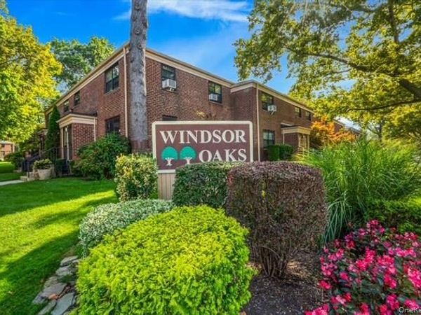 73-63 217th Street, Unit 359B2, Bayside, NY 11364