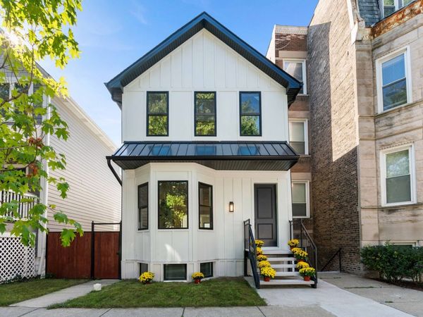 2332 N Maplewood Avenue N, Chicago, IL 60647