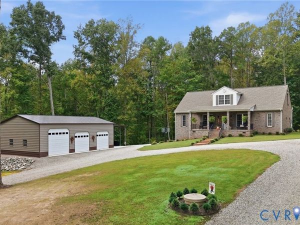 4010 Three Bridge Road , Powhatan, VA 23139