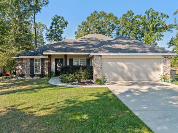 142 Lost Orchard Dr., Purvis, MS 39475