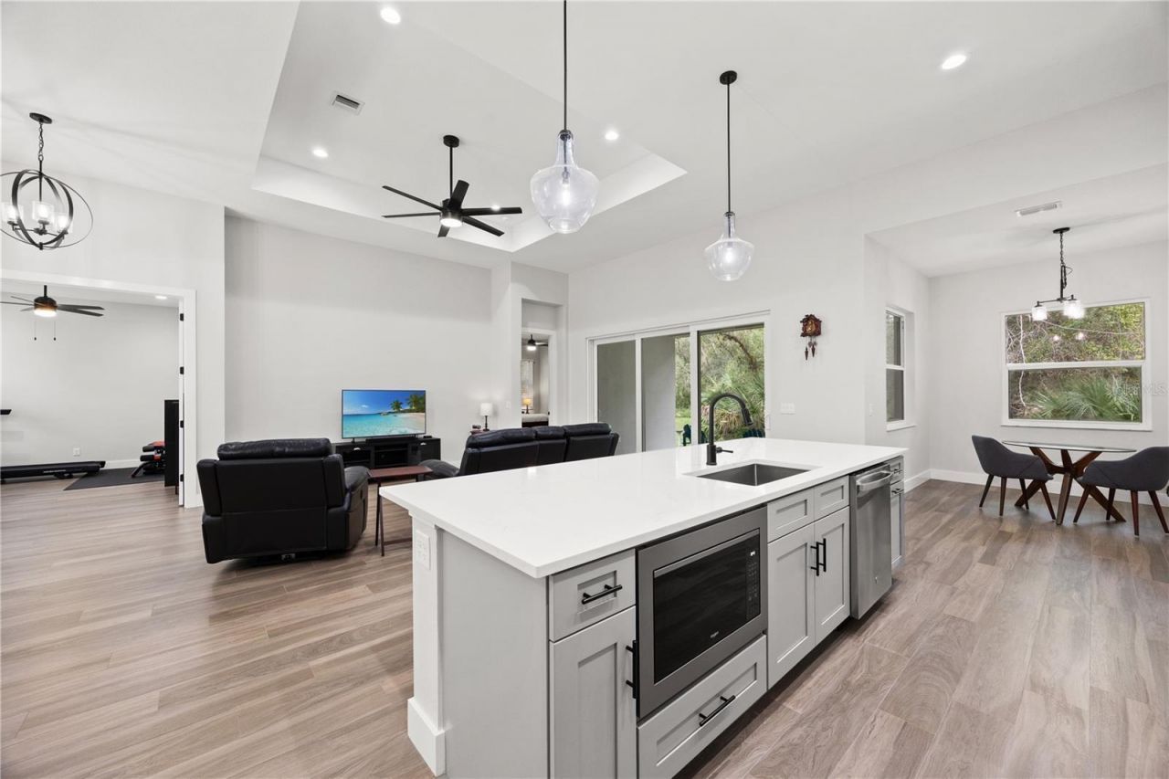 400 S Moon Drive, Venice, FL 34292 Photo