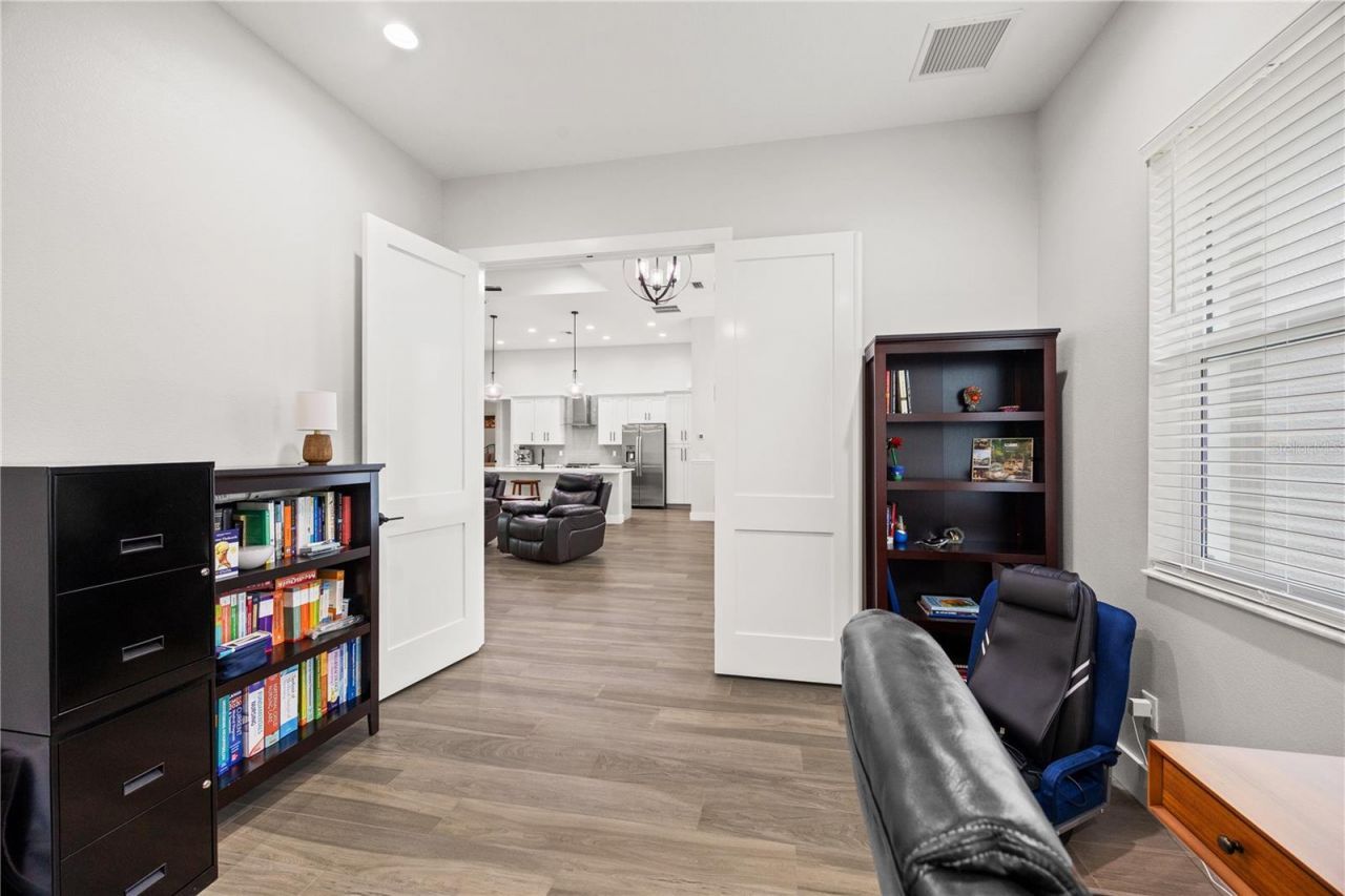 400 S Moon Drive, Venice, FL 34292 Photo