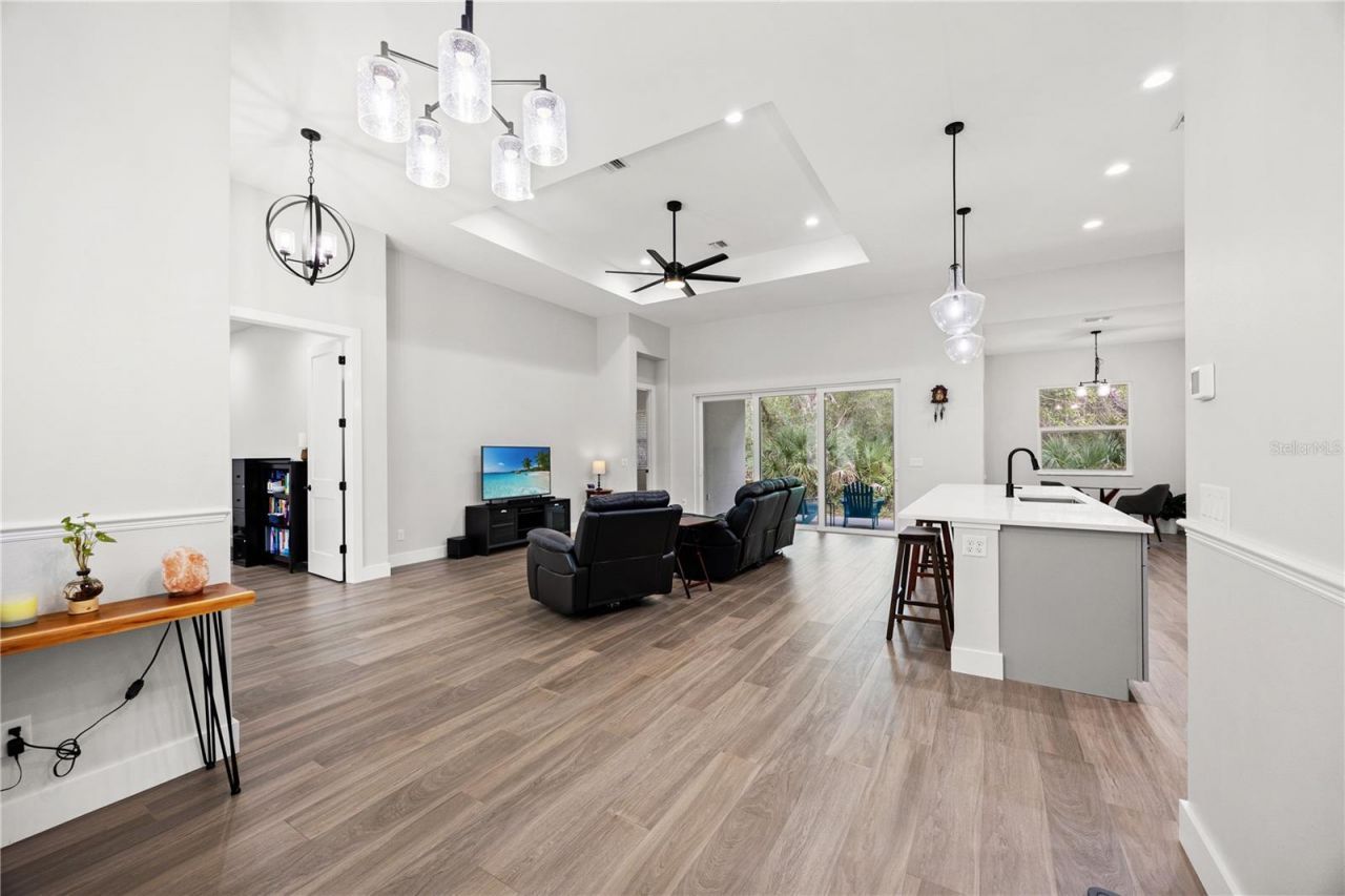 400 S Moon Drive, Venice, FL 34292 Photo