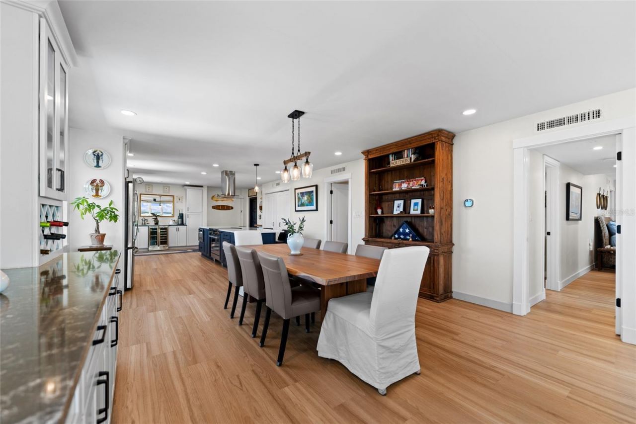 622 Edgewater Drive , Unit 721, Dunedin, FL 34698 Photo