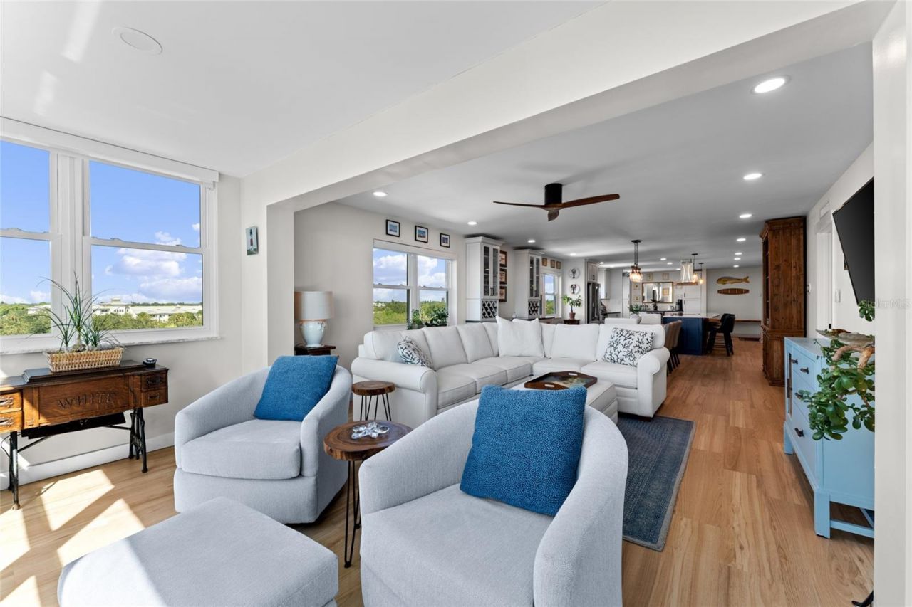 622 Edgewater Drive , Unit 721, Dunedin, FL 34698 Photo