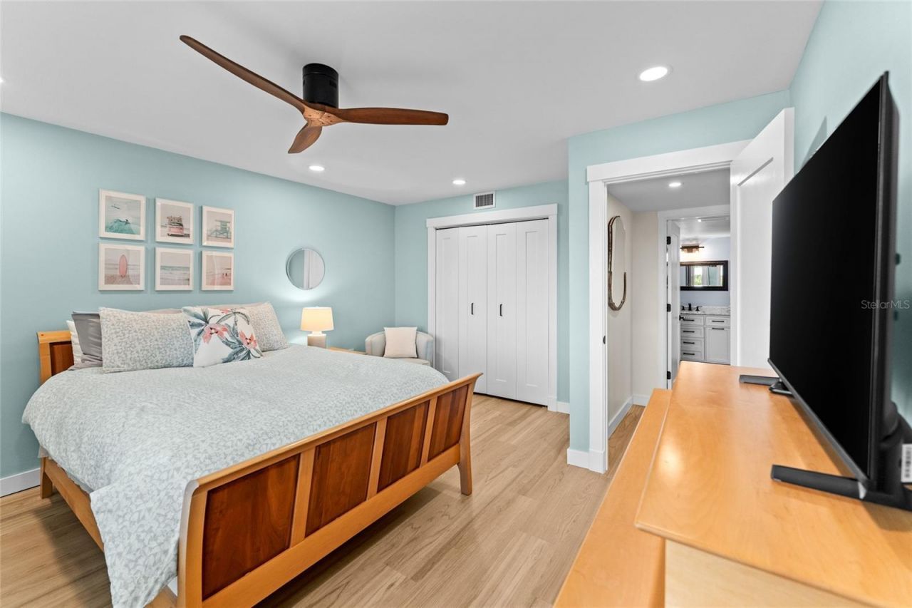 622 Edgewater Drive , Unit 721, Dunedin, FL 34698 Photo