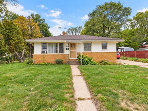 1445 McAfee Street, Saint Paul, MN 55106