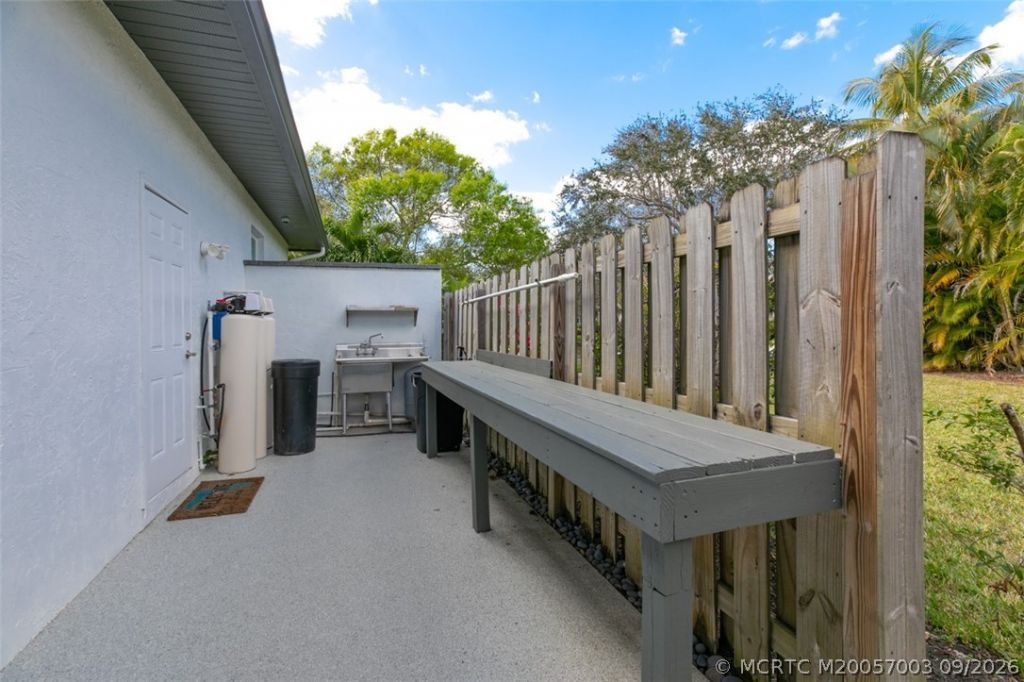 4977 SW Lake Grove Circle, Palm City, FL 34990 Photo