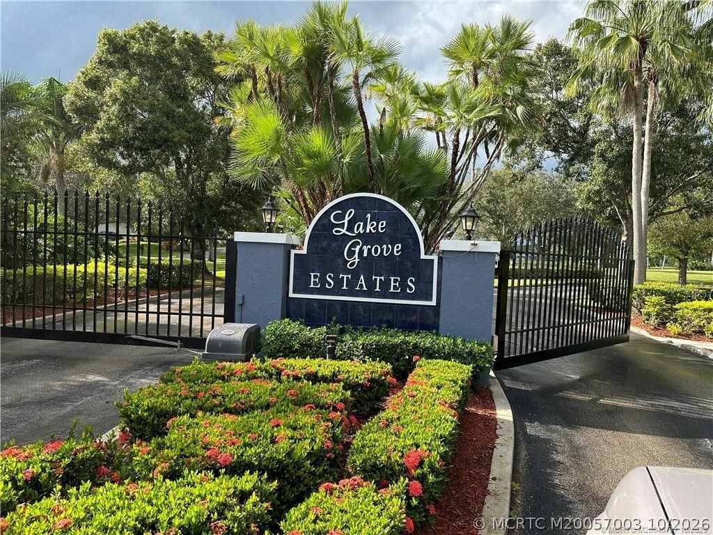 4977 SW Lake Grove Circle, Palm City, FL 34990 Photo