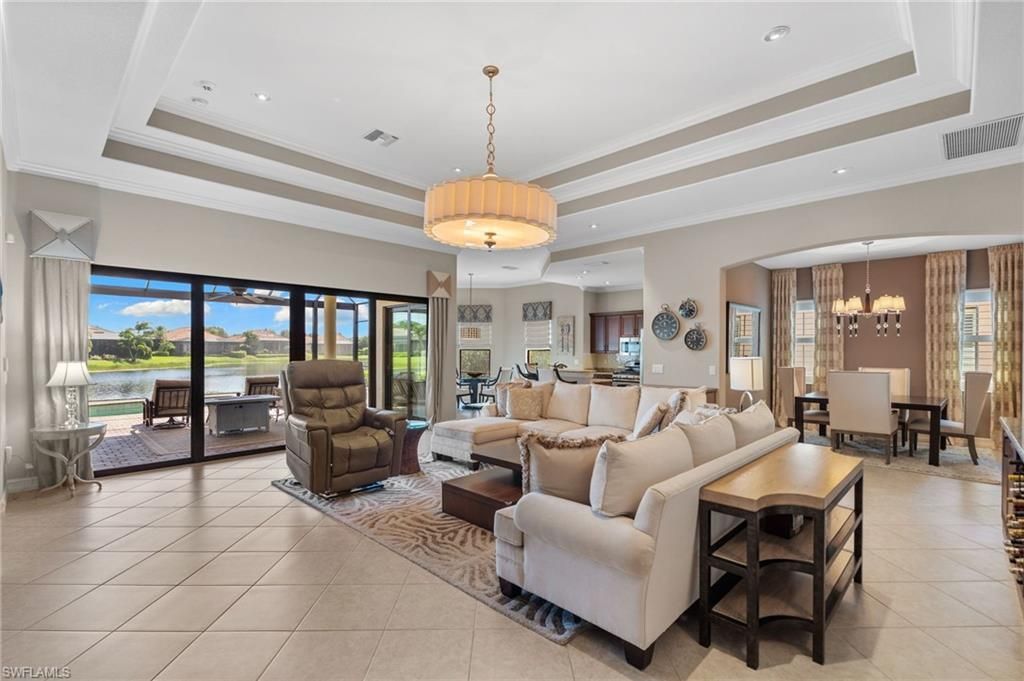 6324 Serano Way, Naples, FL 34113 Photo