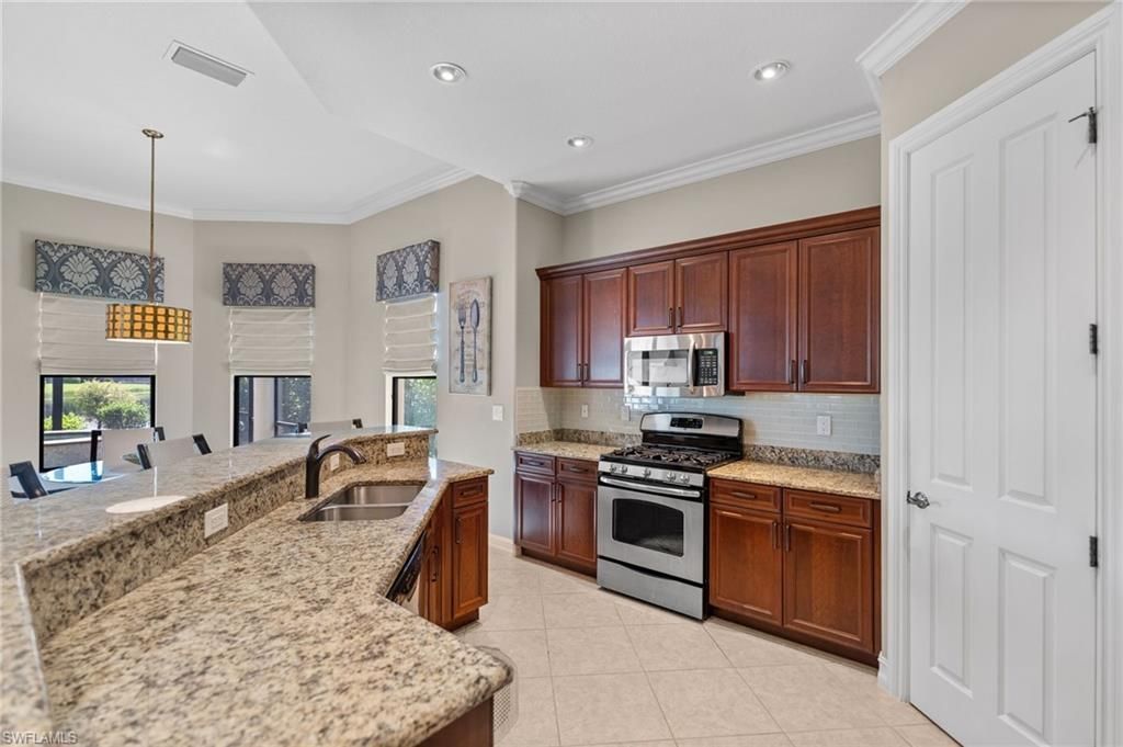6324 Serano Way, Naples, FL 34113 Photo