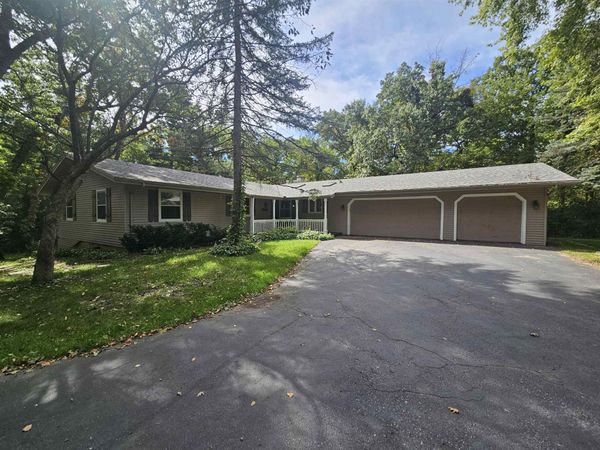 7515 Chantelle Lane, ROSCOE, IL 61073