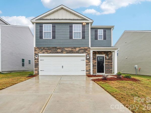 68 Laurel Pointe Drive, Waynesville, NC 28785