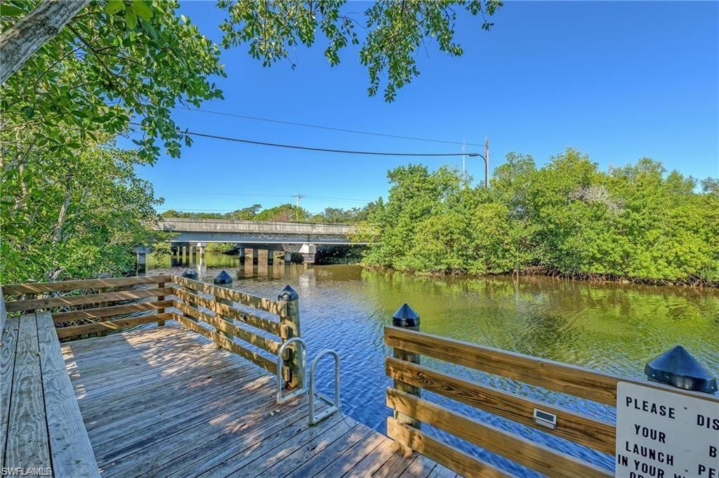 1747 Beverly Dr , Naples, FL 34114 Photo