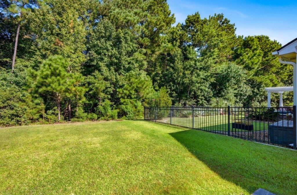 276 Sherwood Dr. Photo 34