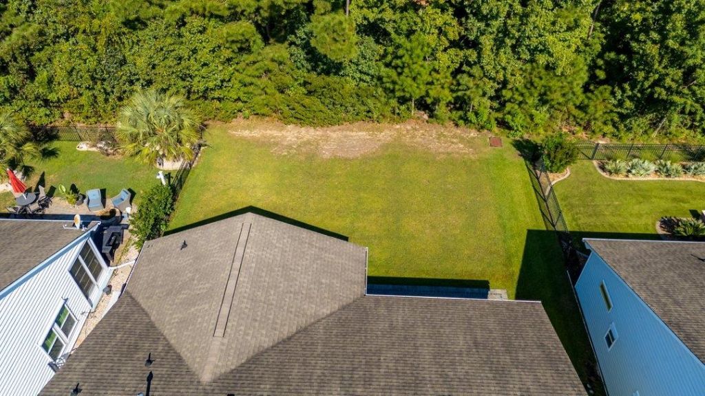 276 Sherwood Dr. Photo 39