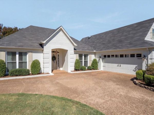 113 MCCALL DR, Collierville, TN 38017