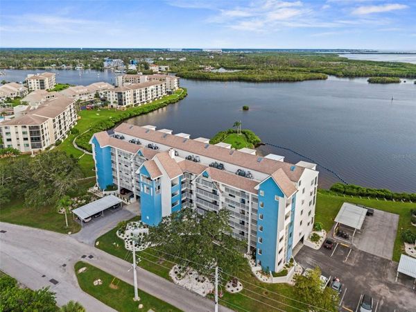4650 BAY BOULEVARD , Unit 1035, PORT RICHEY, FL 34668