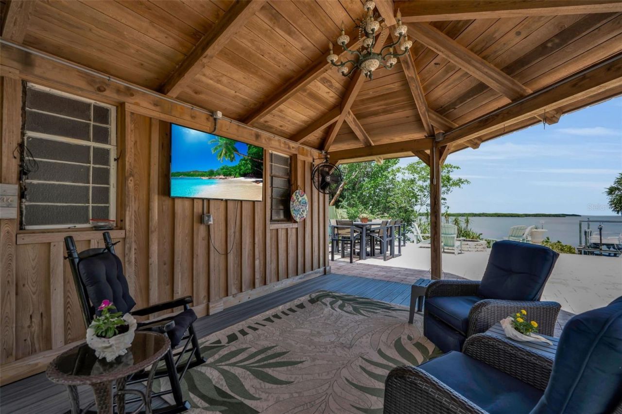 70 Mound Place, Terra Ceia, FL 34250 Photo