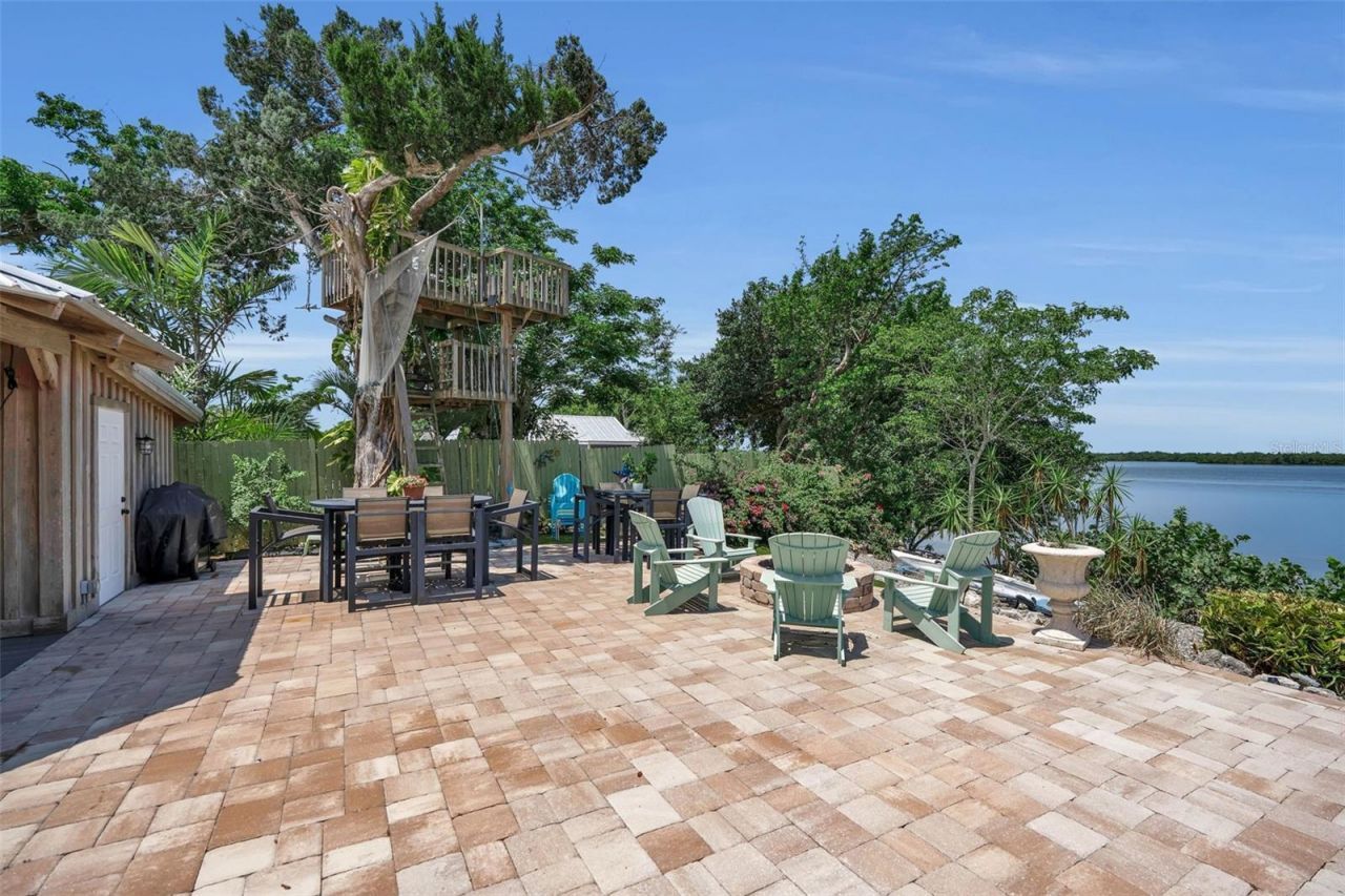 70 Mound Place, Terra Ceia, FL 34250 Photo