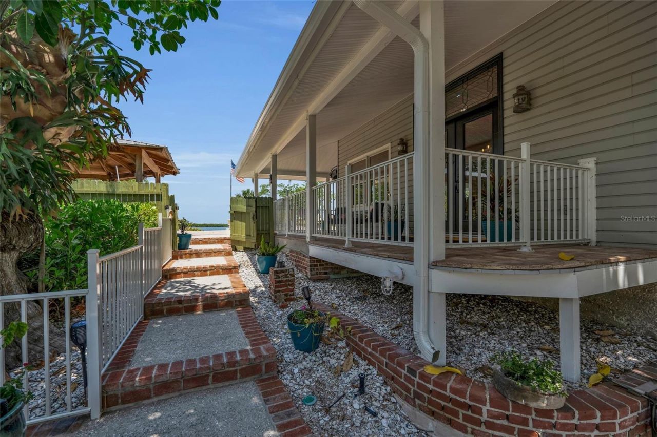 70 Mound Place, Terra Ceia, FL 34250 Photo