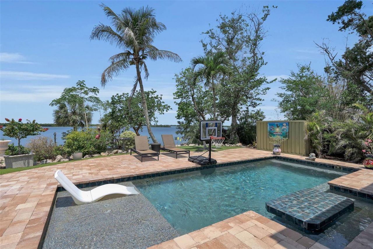 70 Mound Place, Terra Ceia, FL 34250 Photo