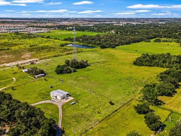 1703 ZIPPERER ROAD, BRADENTON, FL 34212