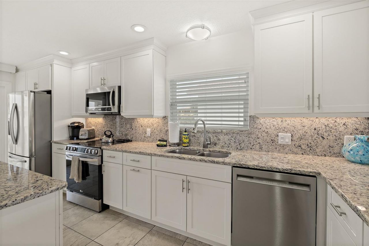 8106 Presidential Court, Cape Canaveral, FL 32920 Photo